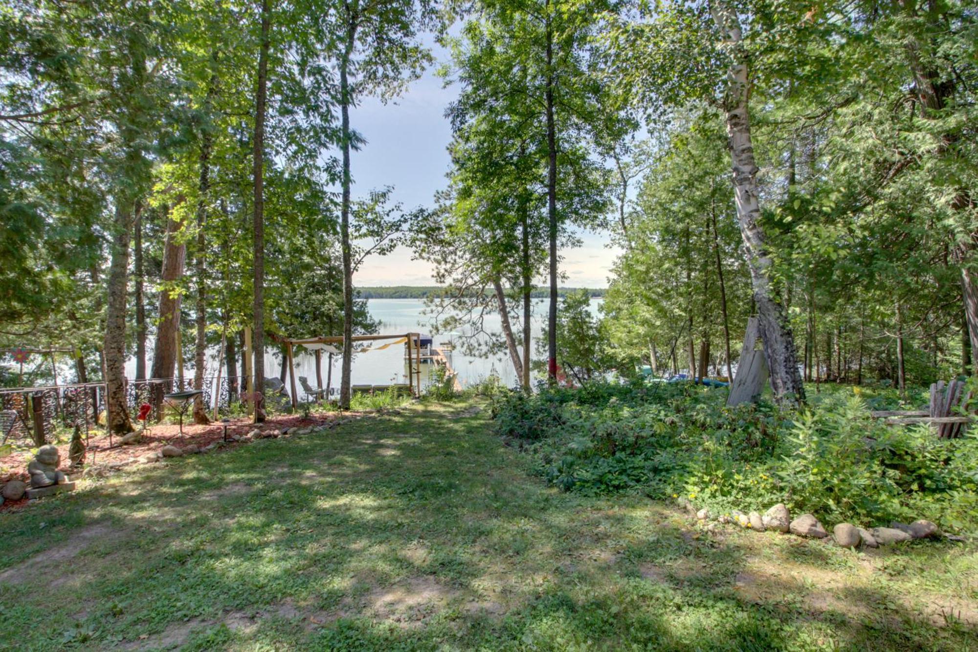 Lakefront Deer River Apt With Dock, Fire Pit And Patio Exterior foto